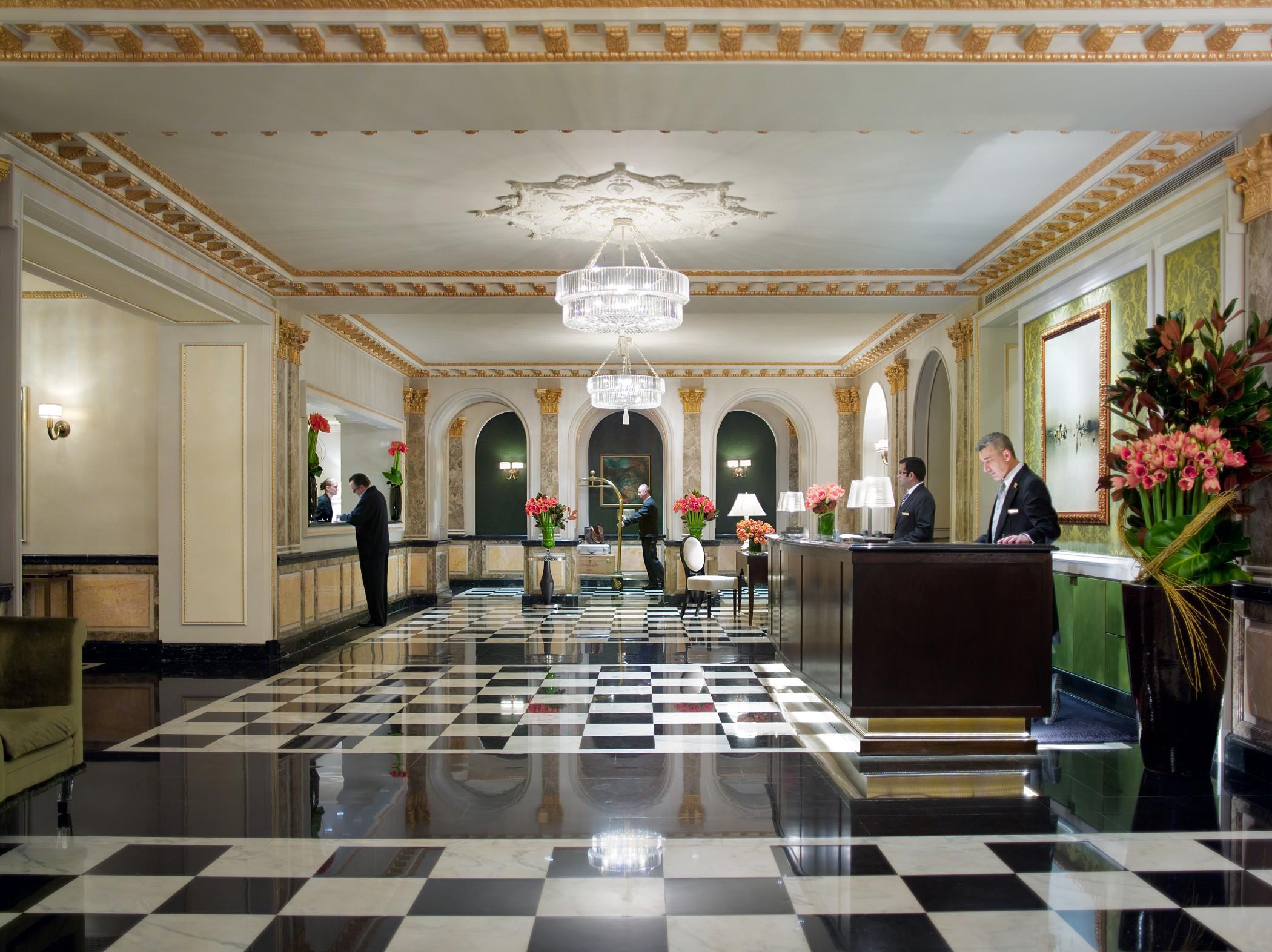 The Pierre, A Taj Hotel, Нью-Йорк Екстер'єр фото The lobby of the Waldorf Astoria New York